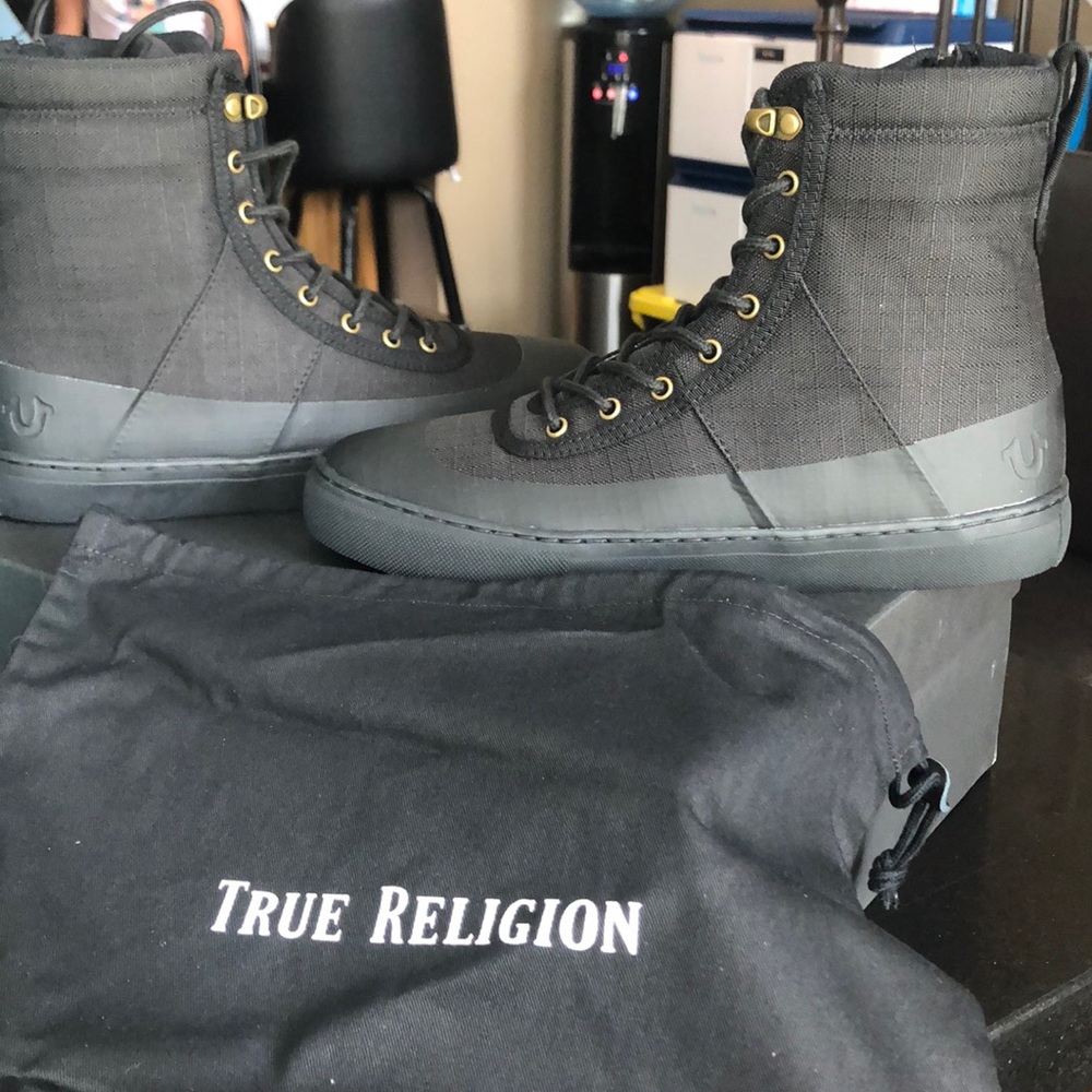 True Religion TR HighTop Military Boots size 9